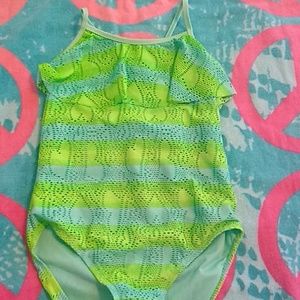 Girl's swimsuit